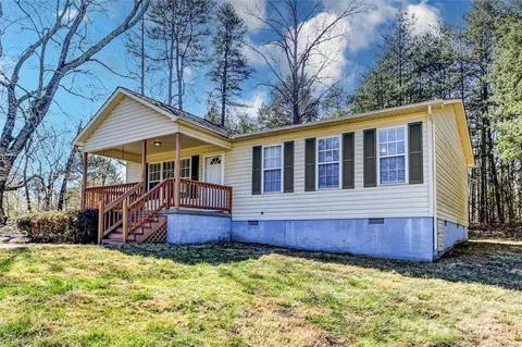 113 Clara Dr, Statesville, NC 28677