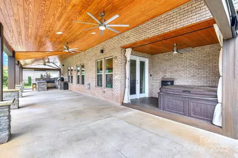 Exterior - 4071 Thames Cir, Fort Mill, SC 29715 photo 1 of 1