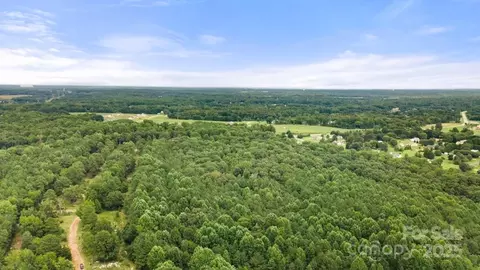 975 Mcafee Ct, York, SC 29745 photo 12