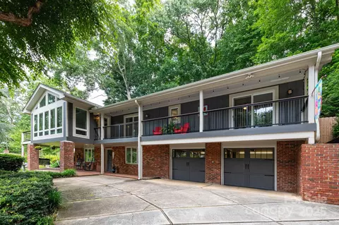 95 Harmon Ave, Lake Junaluska, NC 28745