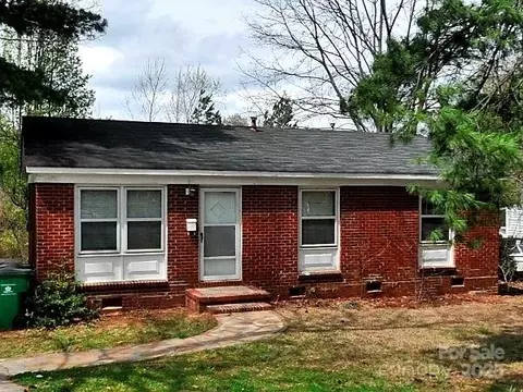 730 Dewolfe St, Charlotte, NC 28208