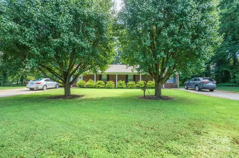 Hershel Lackey Road, Lincolnton, NC 28092