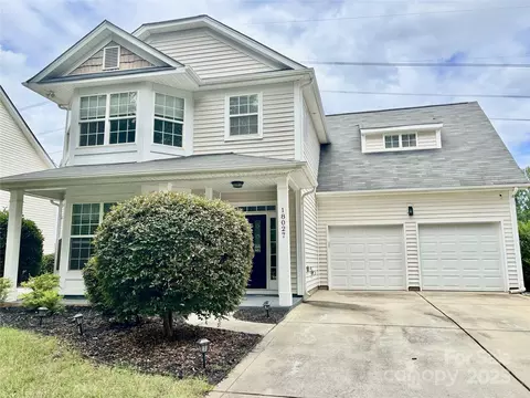18027 Train Station Dr, Cornelius, NC 28031