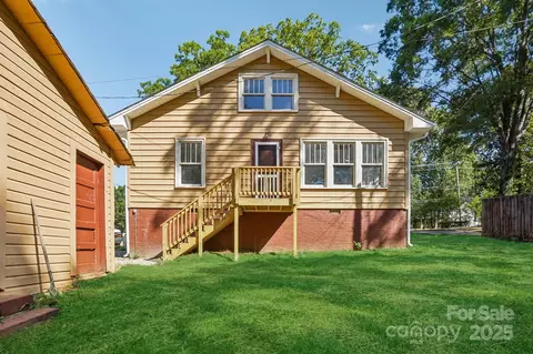 Exterior - 705 Lancaster Ave, Monroe, NC 28112 photo 4 of 7