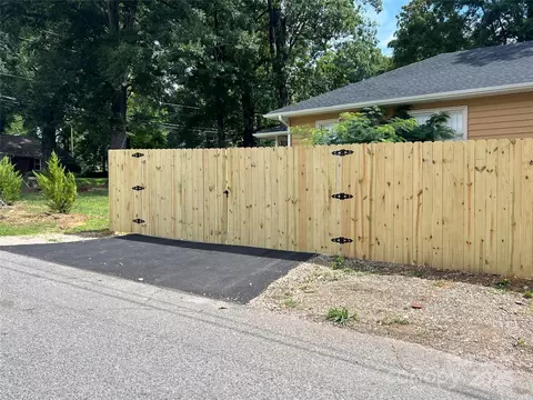 Exterior - 705 Lancaster Ave, Monroe, NC 28112 photo 6 of 7