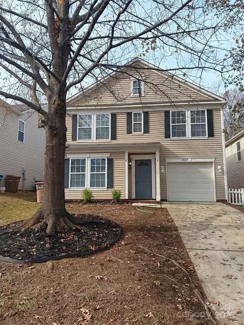 2009 Dunsmore Ln, Waxhaw, NC 28173