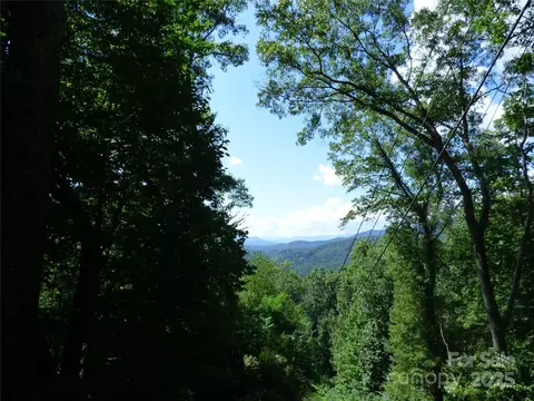 000 Ridgeway St, Sylva, NC 28779