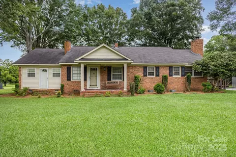 165 Bailey Rd, Lancaster, SC 29720