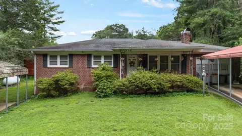3284 Dry Ponds Rd, Granite Falls, NC 28630
