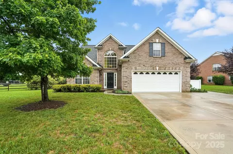 816 Treva Anne Sw Dr SW, Concord, NC 28027