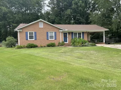 522 Dogwood Cir, Rockwell, NC 28138