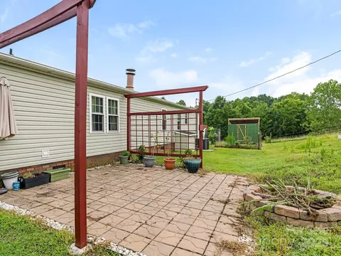 Exterior - 3075 Lambert Rd, Mount Pleasant, NC 28124 photo 5 of 7