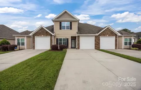2188 Shady Stone Dr, Winston Salem, NC 27127