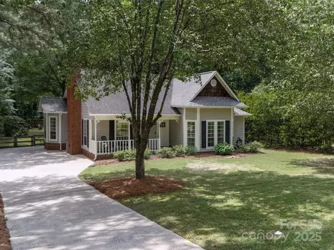 20914 Pine Ridge Dr, Cornelius, NC 28031 photo 3