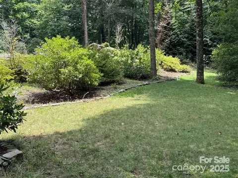 105 Maple Hill Dr, Flat Rock, NC 28731 photo 3