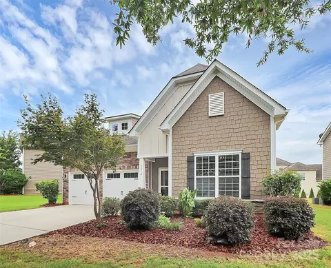 3818 Franklin Meadows Dr, Matthews, NC 28105