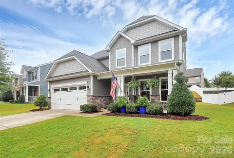 1093 Baldwin Dr, Lancaster, SC 29720 photo 2