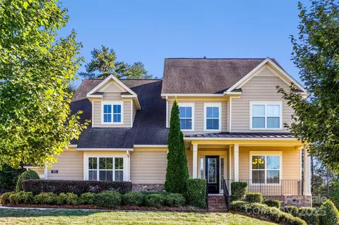 273 Monteray Oaks Cir, Fort Mill, SC 29715