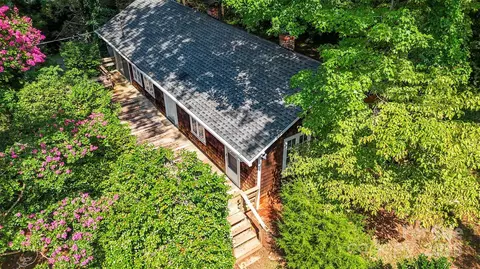 Exterior - 110 Vineyard Rd, Tryon, NC 28782 photo 2 of 6