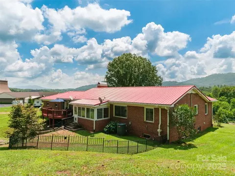 Other - 983 Lee Rd, Clyde, NC 28721 photo 6 of 9
