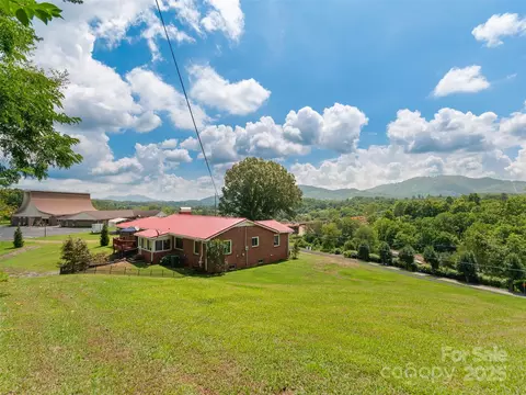 Other - 983 Lee Rd, Clyde, NC 28721 photo 7 of 9
