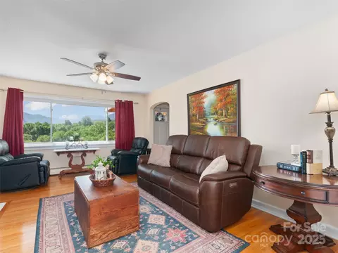 Living - 983 Lee Rd, Clyde, NC 28721 photo 1 of 5