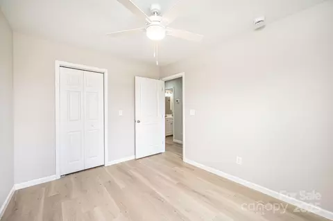 Bedroom - 1912 Maius Dr, Conover, NC 28613 photo 2 of 6
