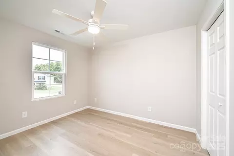 Bedroom - 1912 Maius Dr, Conover, NC 28613 photo 1 of 6