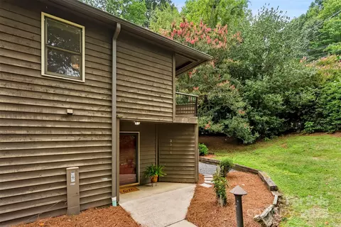 3516 Colony Crossing Dr, Charlotte, NC 28226