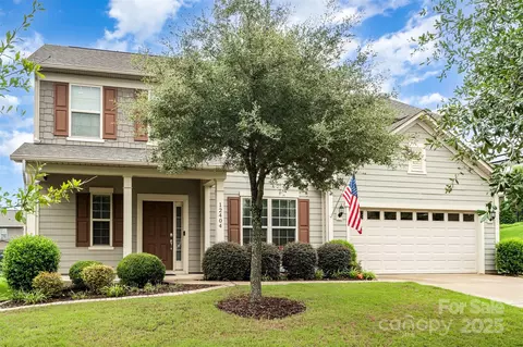 12404 Current Dr, Charlotte, NC 28278 photo 2