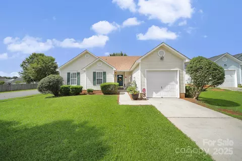 5901 Crosswinds Ct, Indian Trail, NC 28079