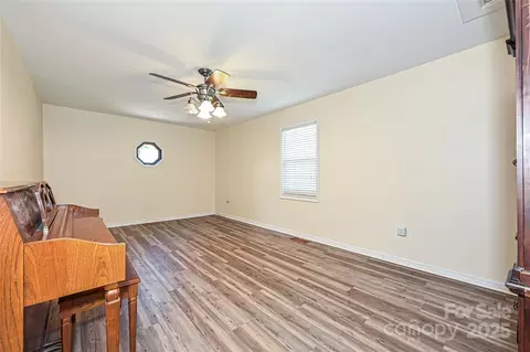 7705 Red Robin Trl, Denver, NC 28037 photo 13