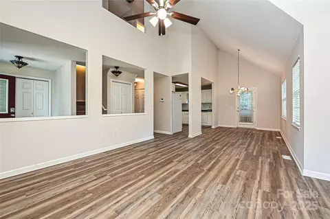 7705 Red Robin Trl, Denver, NC 28037 photo 5