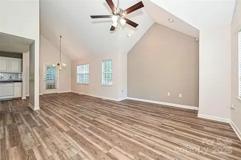 7705 Red Robin Trl, Denver, NC 28037 photo 3