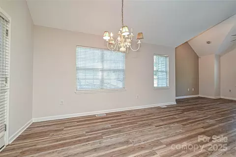 7705 Red Robin Trl, Denver, NC 28037 photo 8