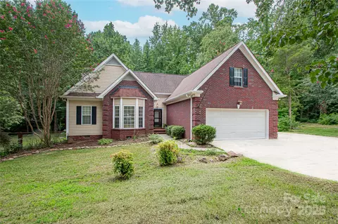 8205 Poplar Grove Cir, Waxhaw, NC 28173