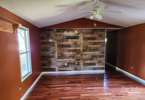 Living - 4793 Panama Dr, Conover, NC 28613 photo 1 of 1