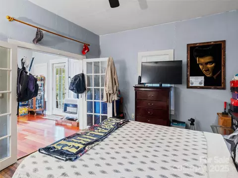 Bedroom - 598 Summit Ave, Spruce Pine, NC 28777 photo 2 of 6