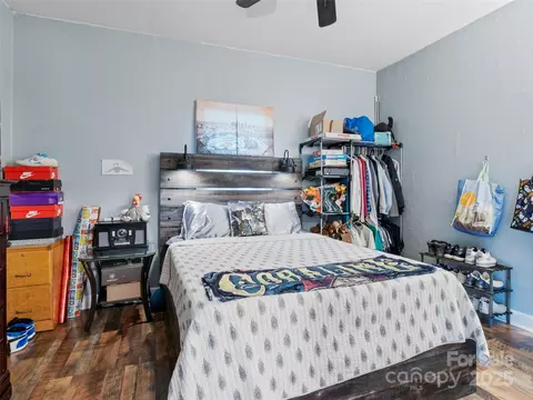 Bedroom - 598 Summit Ave, Spruce Pine, NC 28777 photo 3 of 6