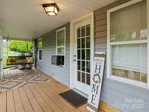 Exterior - 598 Summit Ave, Spruce Pine, NC 28777 photo 3 of 12