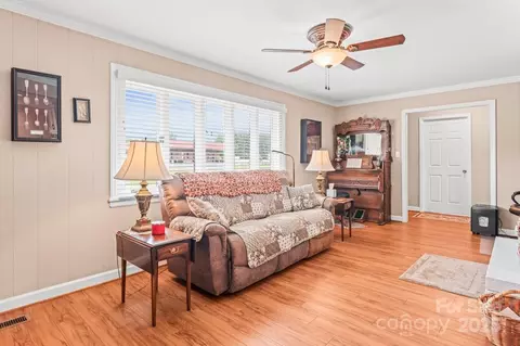 Living - 128 Killian Farm Rd, Stanley, NC 28164 photo 1 of 2