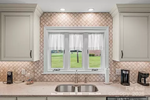 Kitchen - 128 Killian Farm Rd, Stanley, NC 28164 photo 4 of 4