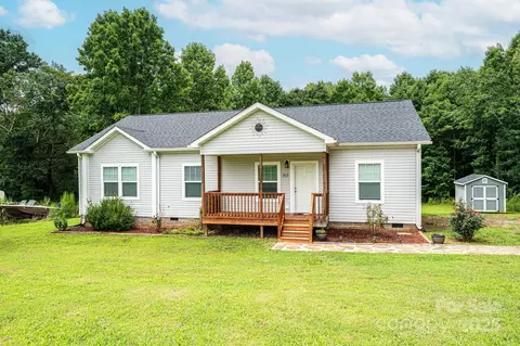 163 Primrose Dr, Stony Point, NC 28678
