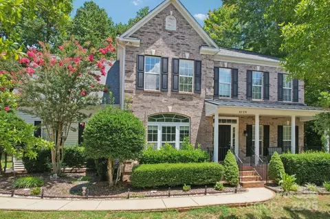 6729 Garden Hill Dr, Huntersville, NC 28078