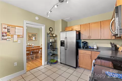 Kitchen - 580 Maple St, Brevard, NC 28712 photo 2 of 2