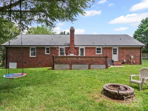 Exterior - 4505 Varner Dr, Monroe, NC 28110 photo 3 of 5