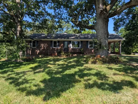 599 Davenport Rd, Rutherfordton, NC 28139