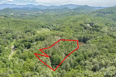 9999 River Edge 2 Dr #2, Burnsville, NC 28714