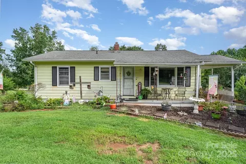 6311 St Peters Church Rd, Conover, NC 28613