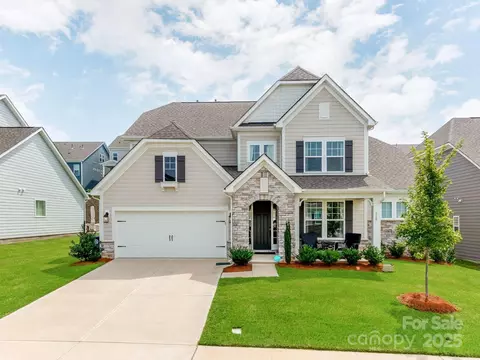 310 W Waterlynn Rd, Mooresville, NC 28117